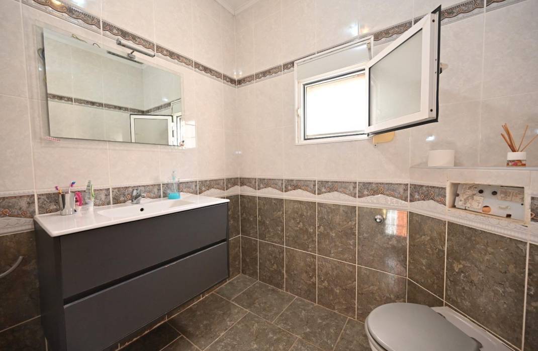 Revente - Villa - Torrevieja - Los altos