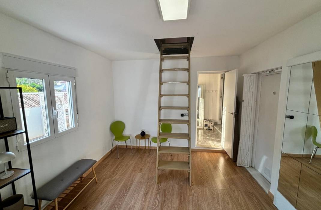 Revente - Vrijstaand Huis / Villa - Ciudad Quesada