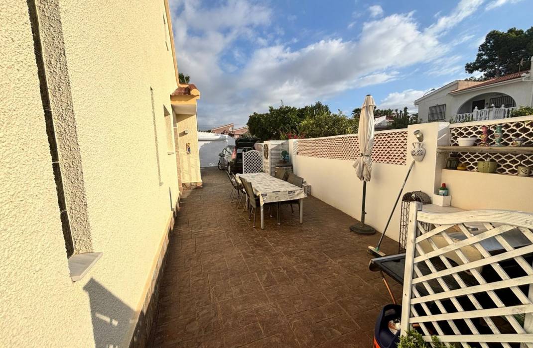 Revente - Vrijstaand Huis / Villa - Ciudad Quesada