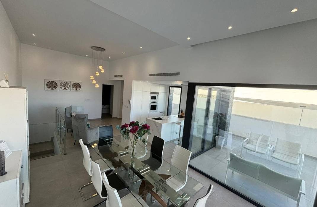 Revente - Vrijstaand Huis / Villa - Ciudad Quesada