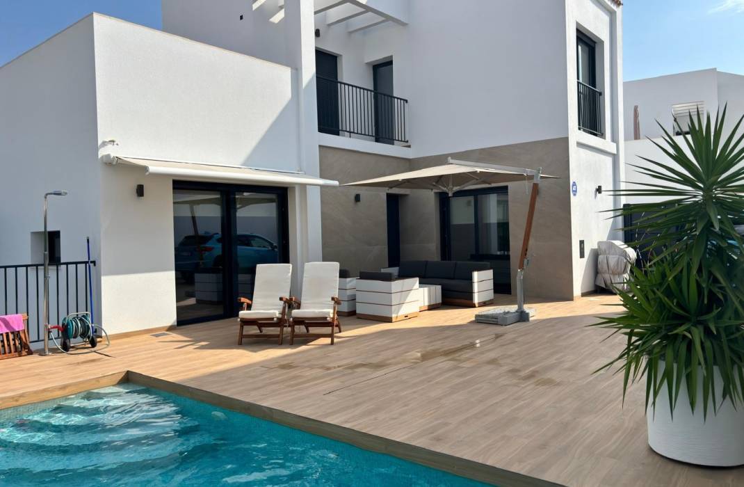 Revente - Vrijstaand Huis / Villa - Ciudad Quesada