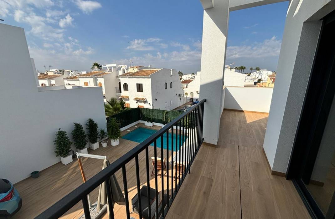 Revente - Vrijstaand Huis / Villa - Ciudad Quesada