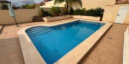 Revente - Vrijstaand Huis / Villa - Torrevieja Centro - Torrevieja