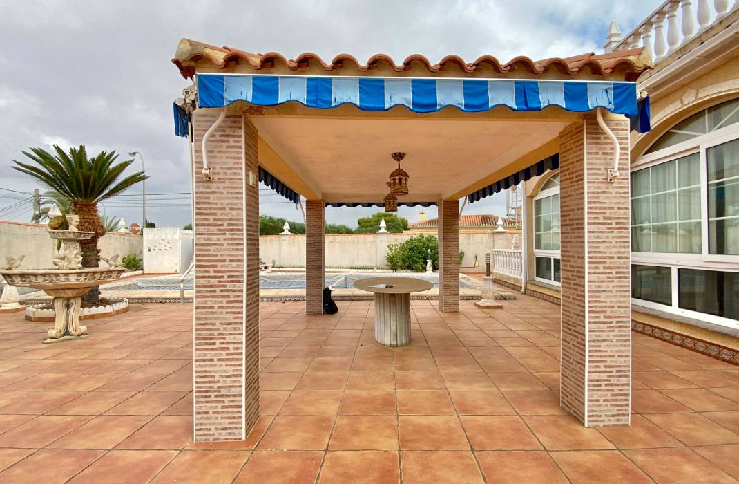 Revente - Vrijstaande Villa - Torrevieja - 0