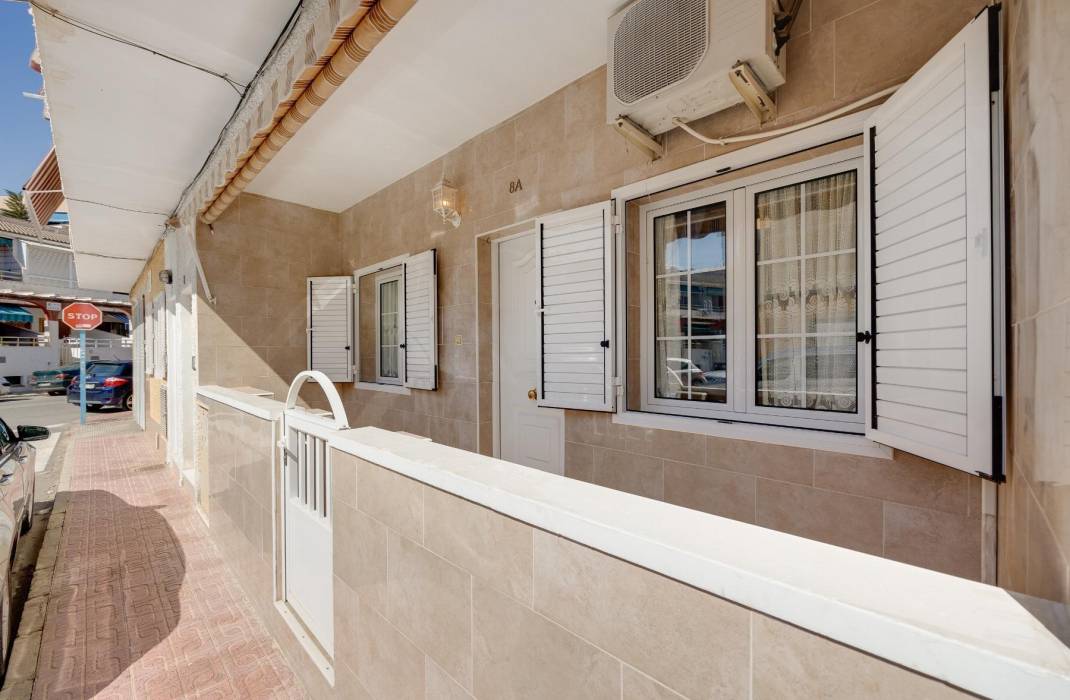 Venta - Bungalow - Torrevieja - Acequion