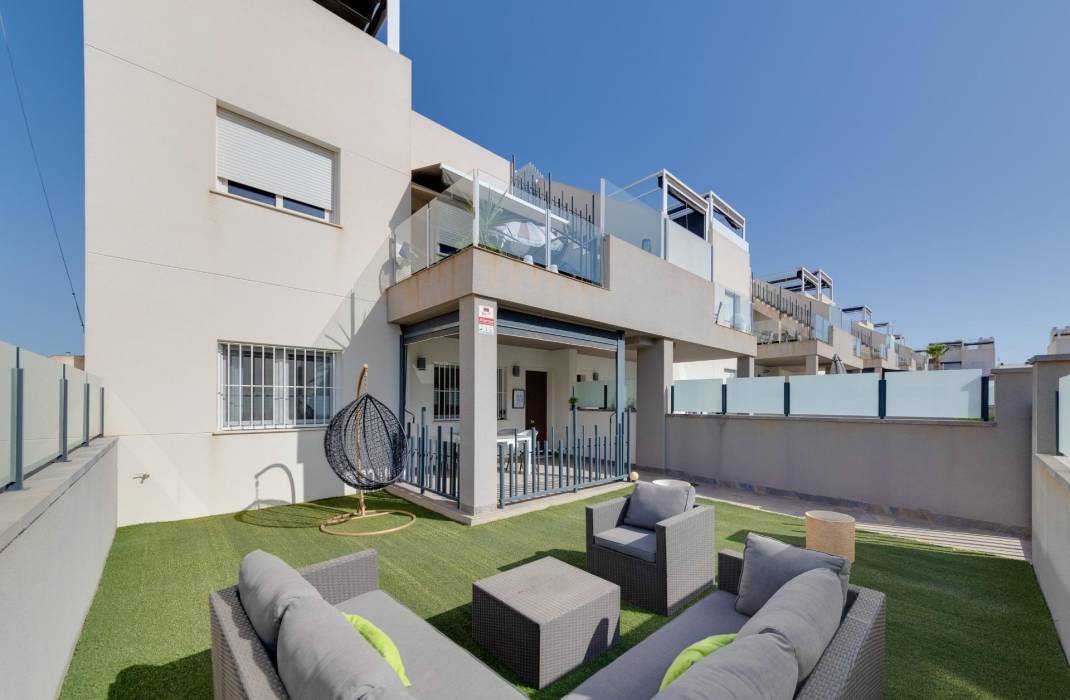 Venta - Bungalow - Torrevieja - Aguas Nuevas