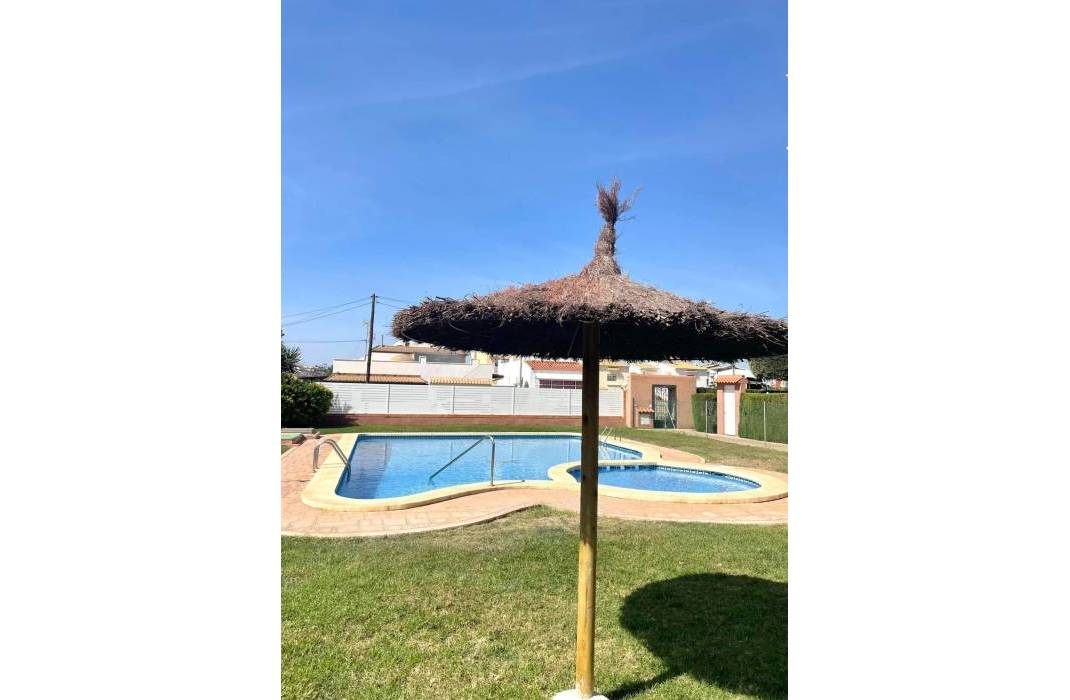 Venta - Bungalow - Torrevieja - Estacion de autobuses