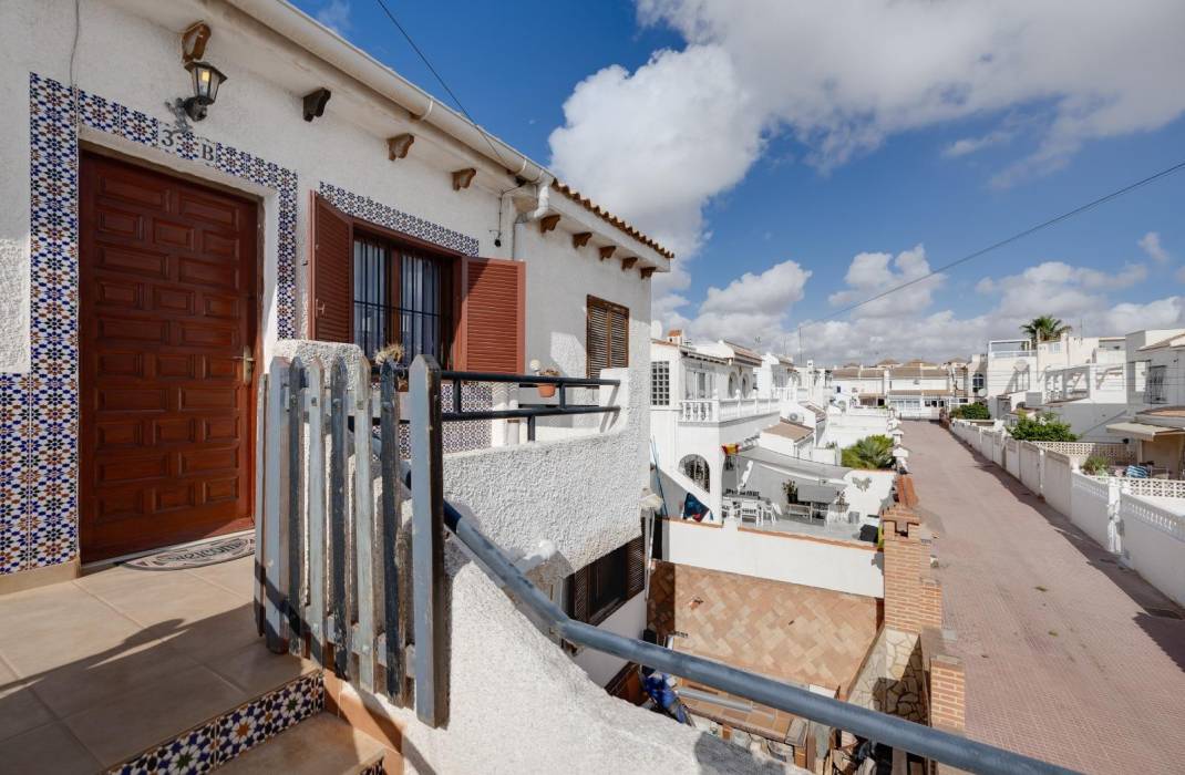 Venta - Bungalow - Torrevieja - Los Frutales