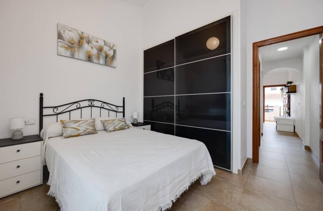 Venta - Bungalow - Torrevieja - Los Frutales