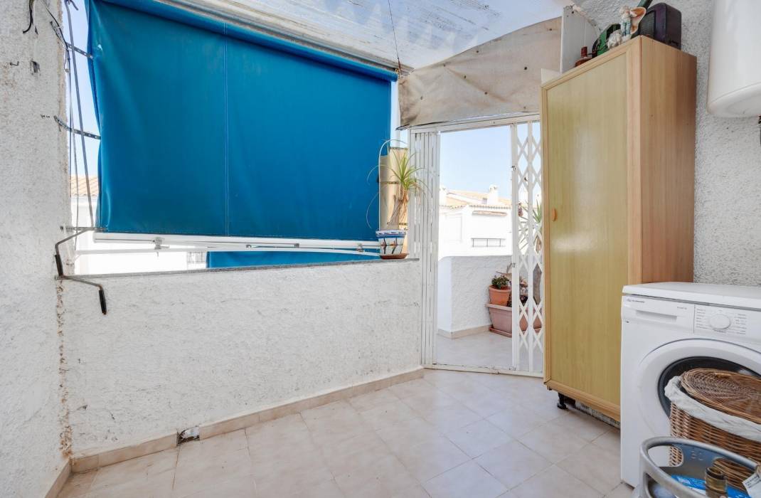 Venta - Bungalow - Torrevieja - Playa de los Naufragos