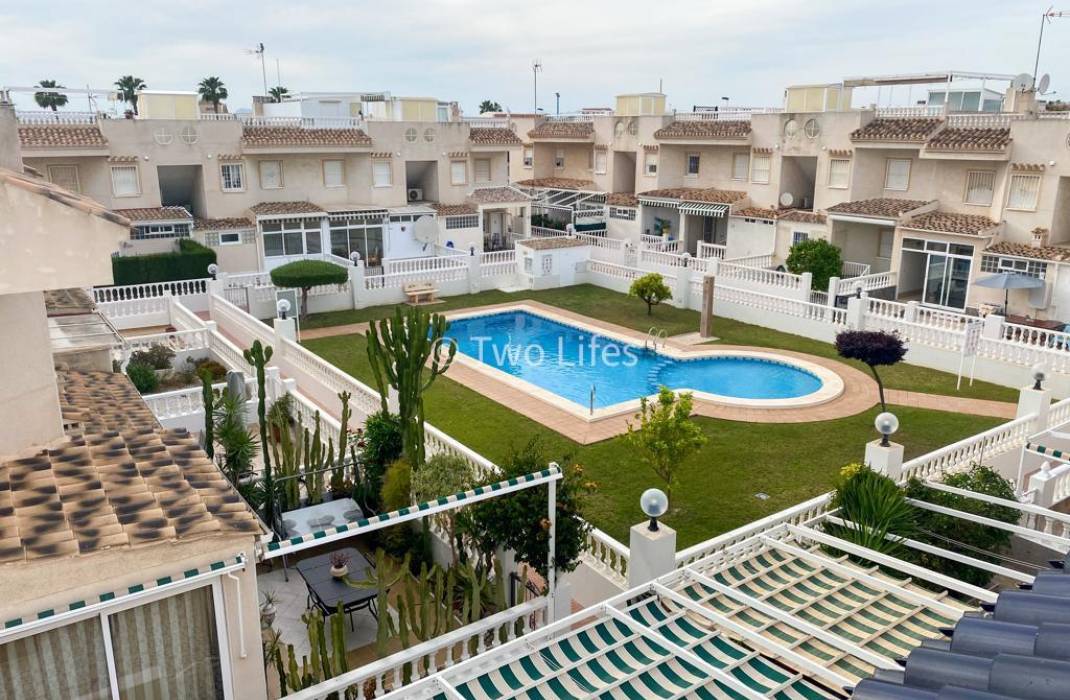 Venta - Bungalow - Torrevieja - Sector 25