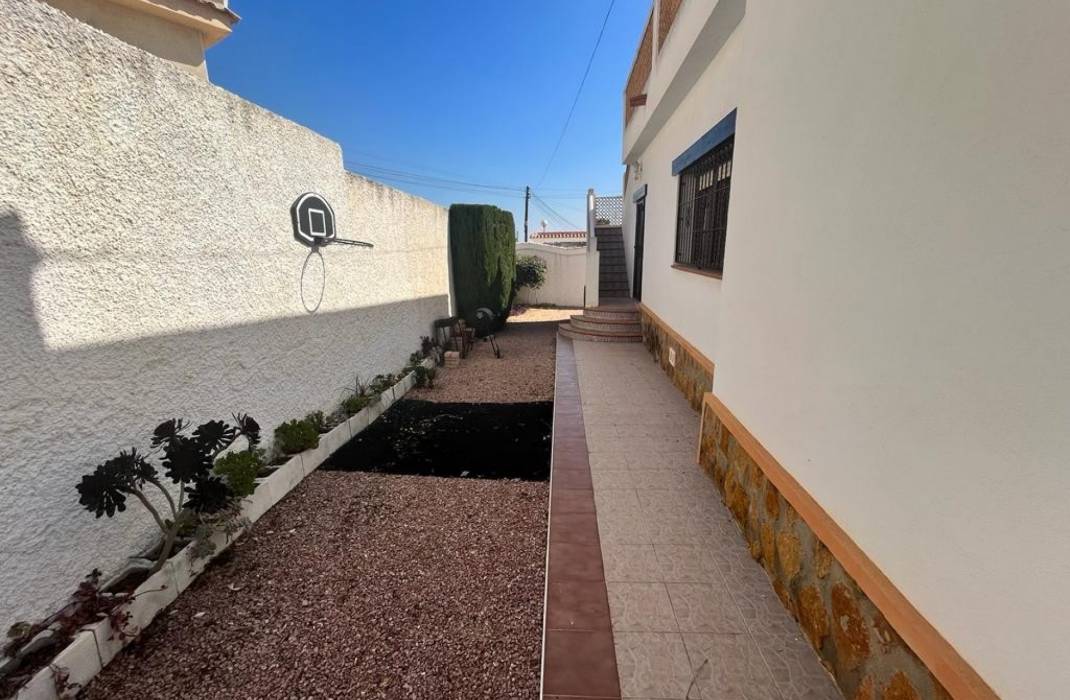 Venta - Casa / Chalet independiente - Ciudad Quesada