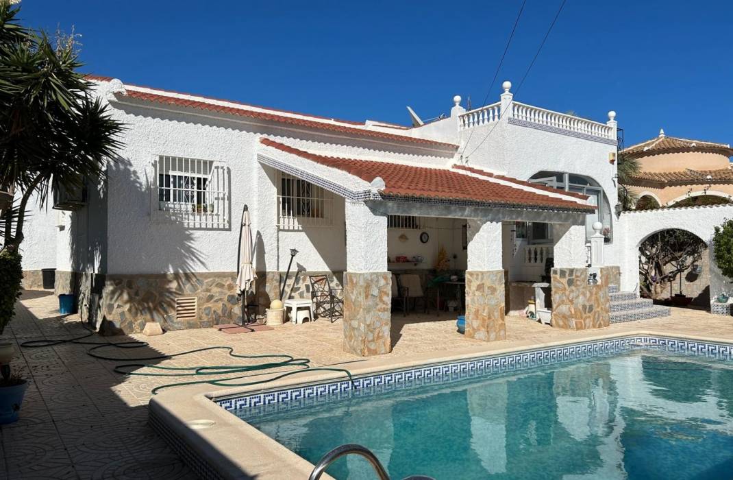 Venta - Casa / Chalet independiente - Ciudad Quesada