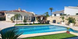 Venta - Casa / Chalet independiente - Ciudad Quesada