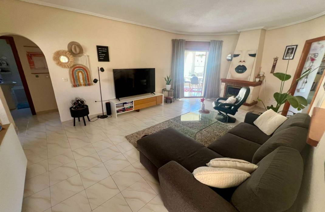 Venta - Casa / Chalet independiente - Ciudad Quesada
