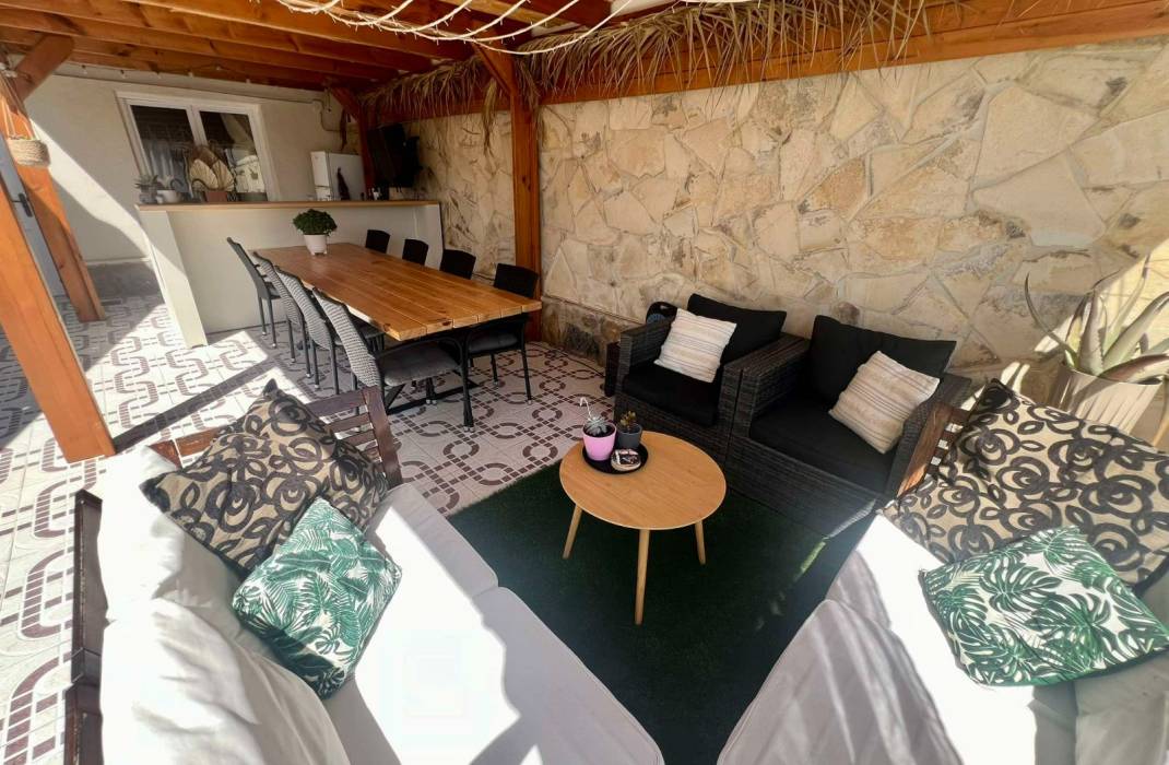 Venta - Casa / Chalet independiente - Ciudad Quesada