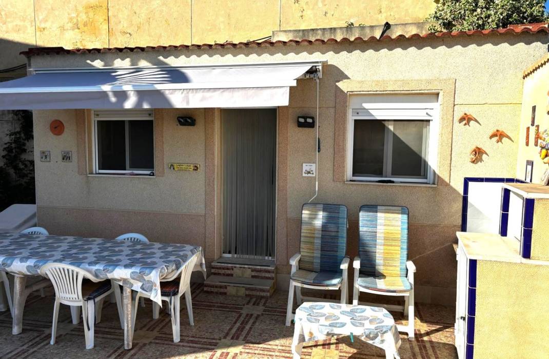 Venta - Casa / Chalet independiente - Ciudad Quesada