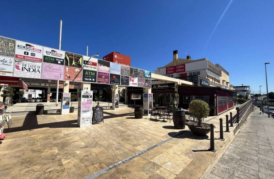 Venta - commercial - Dehesa de Campoamor