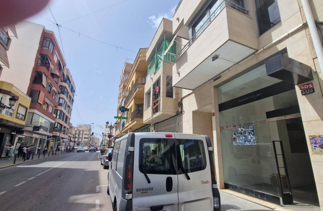 Venta - commercial - Guardamar del Segura