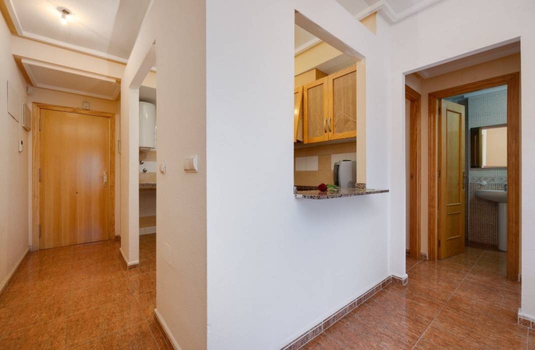 Venta - Piso - Torrevieja - Caritas m 2