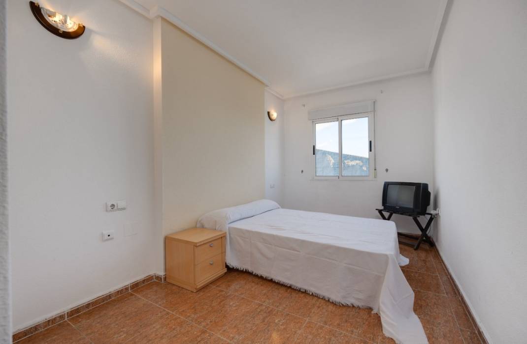 Venta - Piso - Torrevieja - Caritas m 2