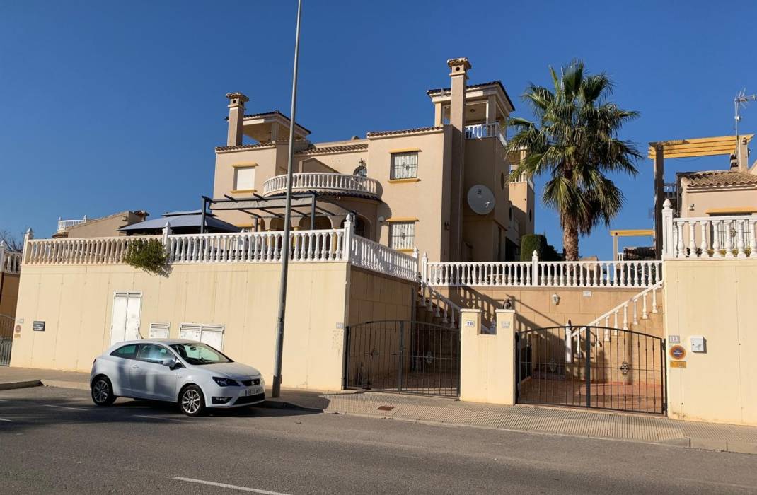 Venta - Townhouse - Guardamar del Segura - El Raso