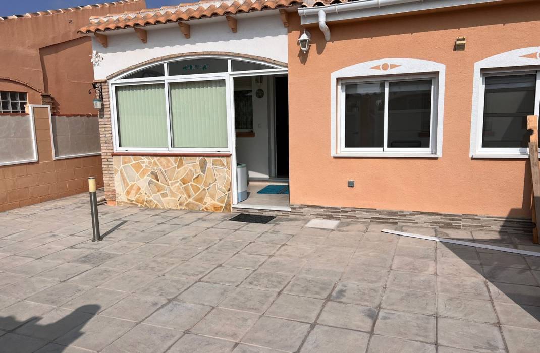 Venta - Townhouse - Torrevieja