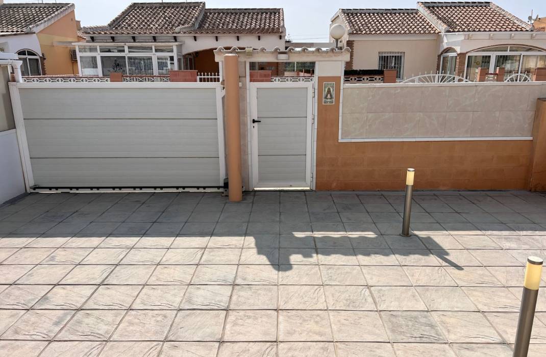 Venta - Townhouse - Torrevieja