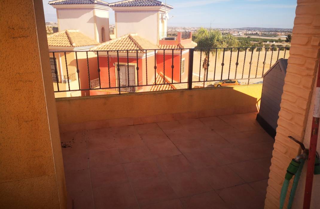 Venta - Villa - Los Montesinos - La Herrada