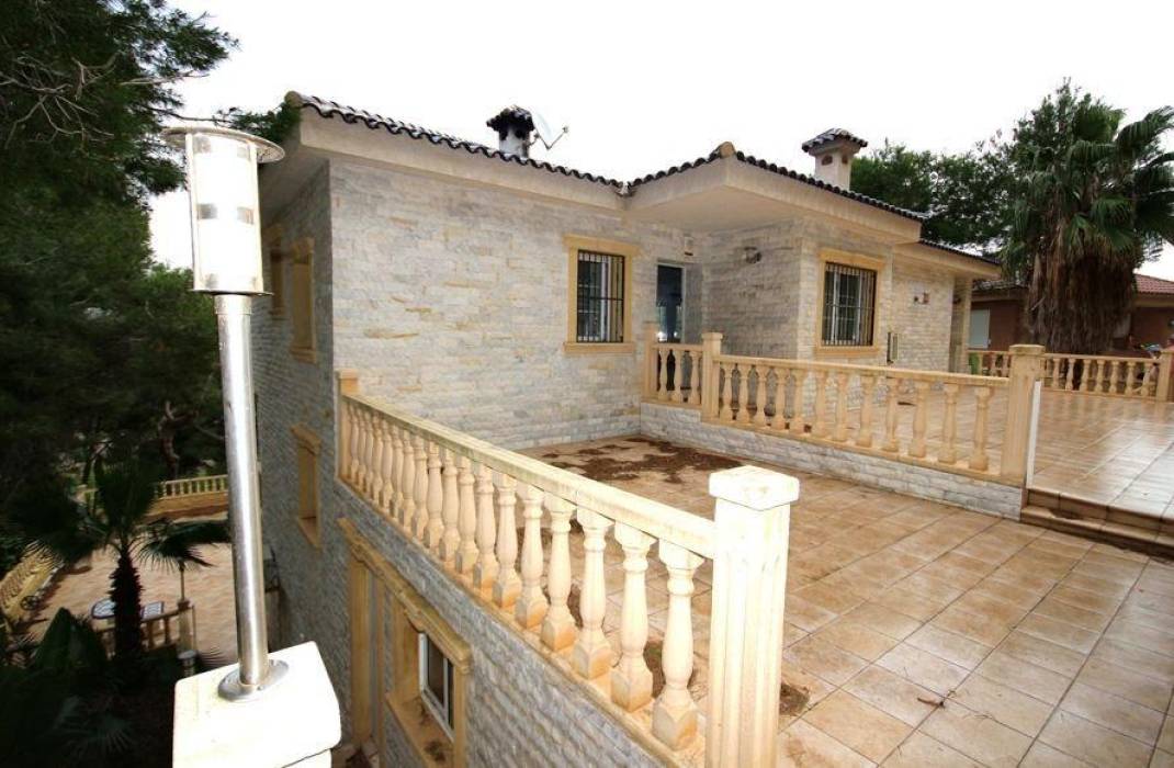 Venta - Villa - Orihuela Costa - Altos de Campoamor