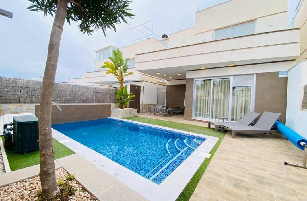 Venta - Villa - Orihuela Costa - Montezenia