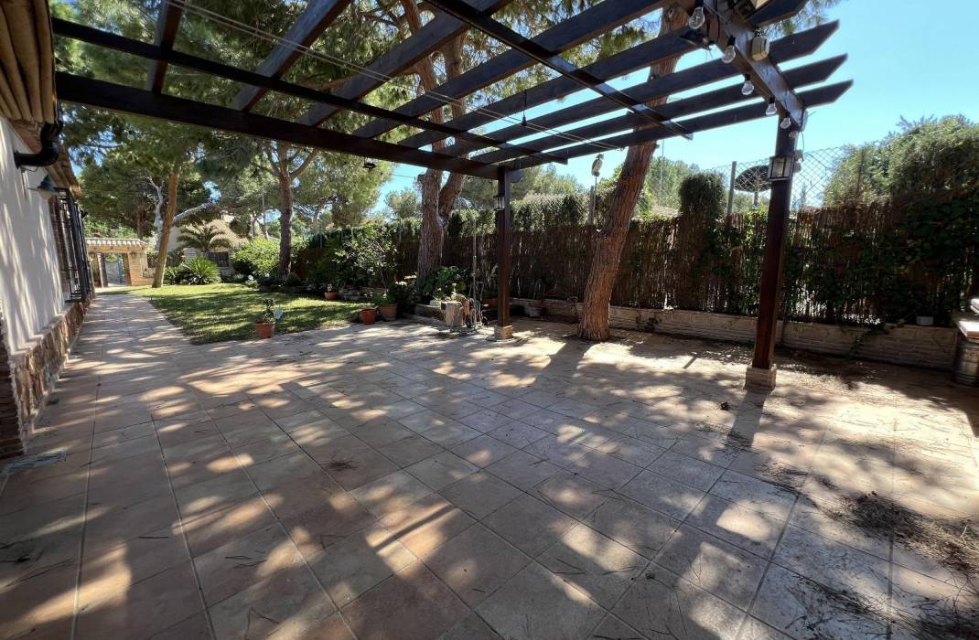 Venta - Villa - Orihuela Costa - Punta Prima