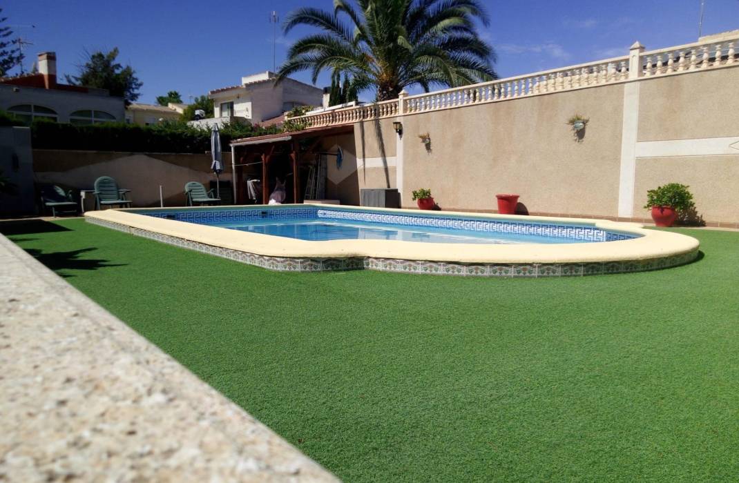 Venta - Villa - Torrevieja - Eliseos playa