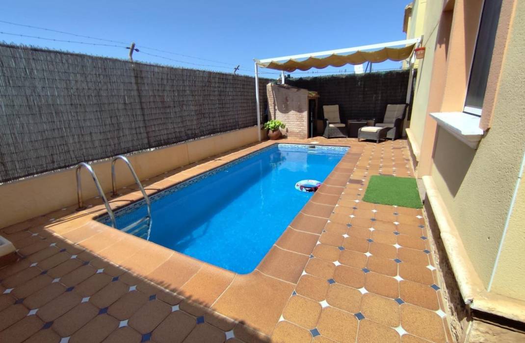 Venta - Villa - Torrevieja - La Mata