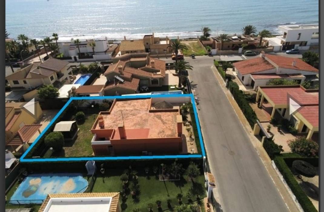 Venta - Villa - Torrevieja - La veleta