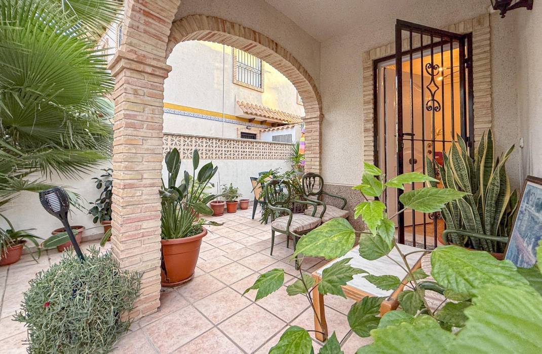 Venta - Villa - Torrevieja - Las calas