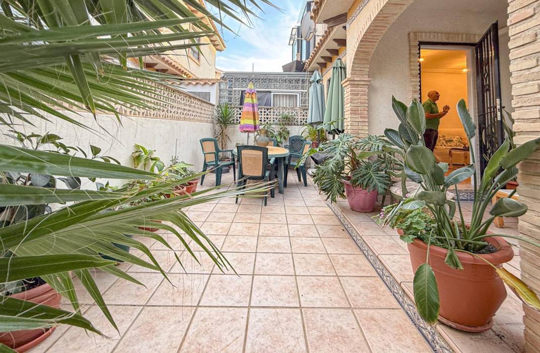 Venta - Villa - Torrevieja - Las calas