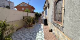 Venta - Villa - Torrevieja - Playa de los locos