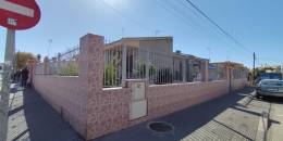 Venta - Villa - Torrevieja - Playa de los locos