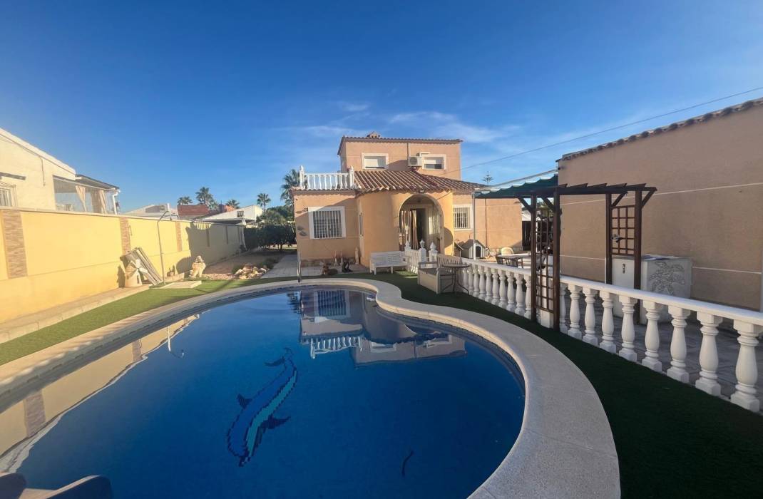 Venta - Villa - Torrevieja - San luis