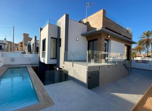 Villa - Nueva construccin  - Torrevieja - La Mata pueblo