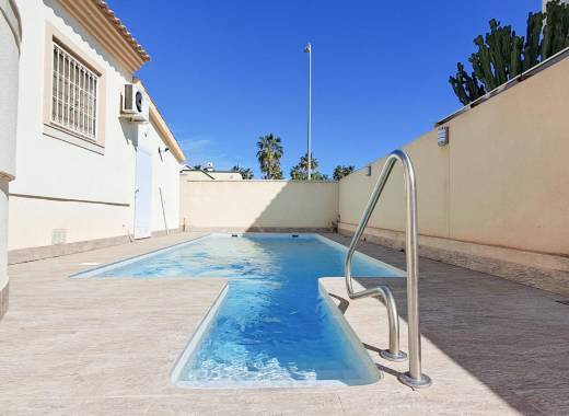 Villa - Resale - Orihuela Costa - Playa Flamenca Norte