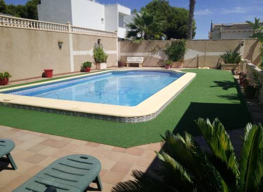 Villa - Resale - Torrevieja - Eliseos playa