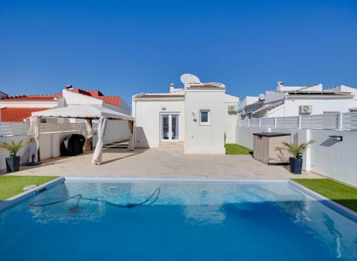 Villa - Resale - Torrevieja - San luis