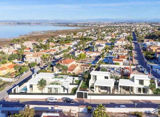 Villa - Revente - Torrevieja - HCB-89575