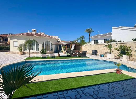 Vrijstaand Huis / Villa - Revente - Ciudad Quesada - JAD-52380